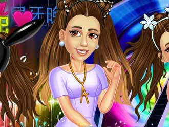 Play Ariana Grande World Tour