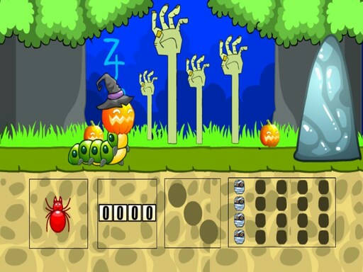 Play Halloween Caterpillar Escape