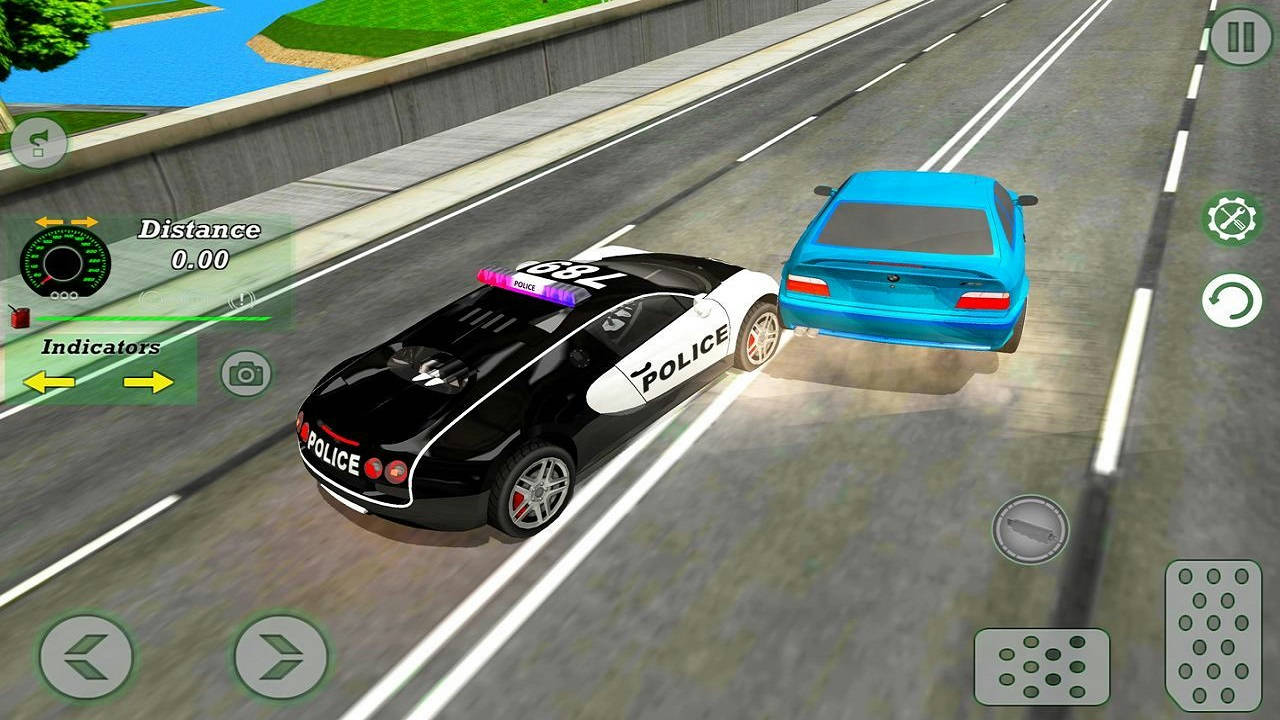 Play Mad Cop Police Car Race :Police Car vs Gangster Escape