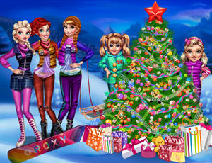 Play Princesses Christmas tree