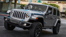 Jeep Wrangler Rubicon 4xe Slide