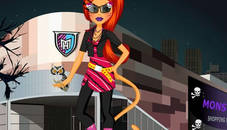 Monster High Toralei Stripe Shopping Dressup