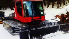 Snow Groomer Vehicles