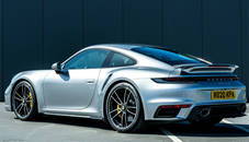 UK Porsche 911 Turbo S Slide